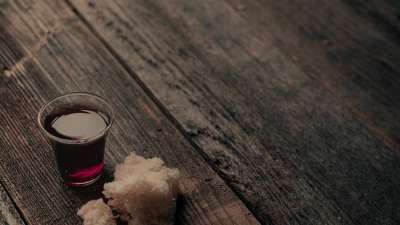 Bread And Cup Corner Left Still