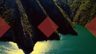 Vintage Lake 5 Still